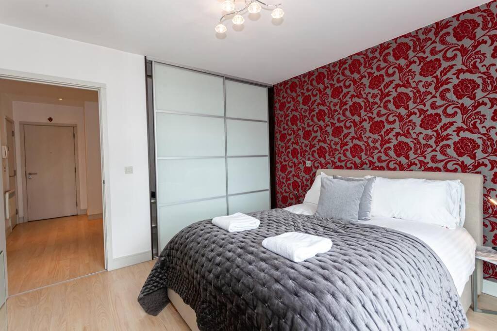 Iconic Luxury Manchester Apartment Buitenkant foto