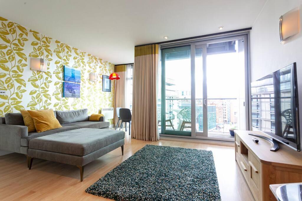 Iconic Luxury Manchester Apartment Buitenkant foto