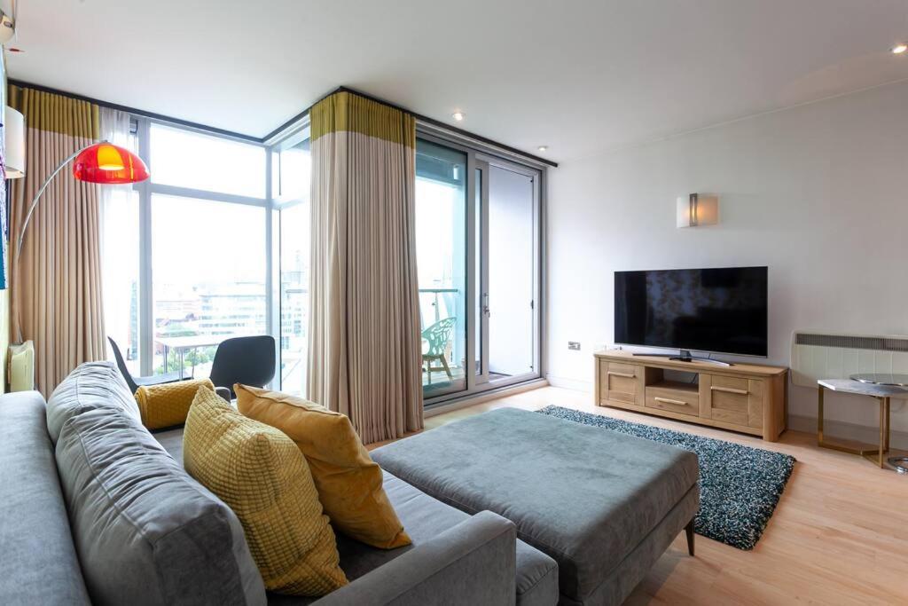 Iconic Luxury Manchester Apartment Buitenkant foto